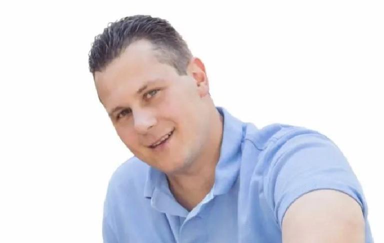 District 48: Ten dead walking, one city stalling